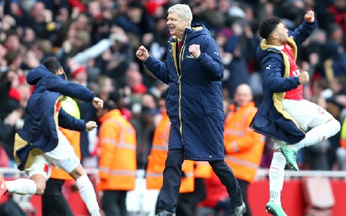 Wenger: 'Welbeck suýt vắng mặt. Arsenal có cơ hội vô địch'