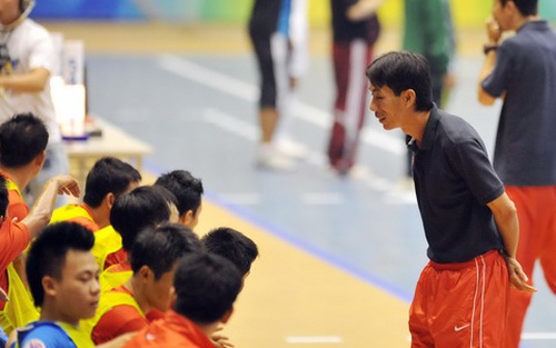 Futsal qua cái nhìn của ‘dị nhân’ làng phủi Đào Ngọc Anh