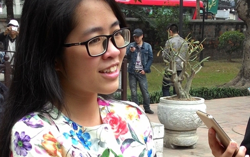 Ngày Thơ: 'Phải làm gì khi nhiều người nude để chứng tỏ mình ngây thơ?'