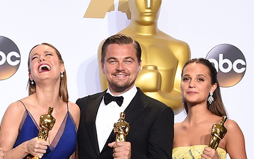 Oscar 2016: Leonardo DiCaprio và Inarritu chiến thắng, nhưng The Revenant để thua Spotlight