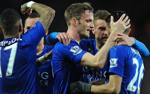 Xem phá kiến tạo tuyệt đỉnh của Riyad Mahrez ở trận hòa 2-2 của Leicester