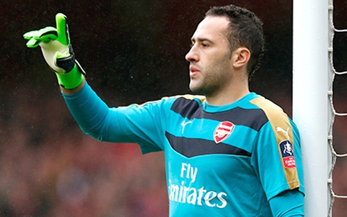 Hàng thủ Arsenal: Wenger cần phải tin ở Ospina