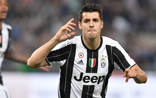 Milan 0-1 Juventus: Allegri thay người tuyệt vời, Juve lập kỷ lục mới