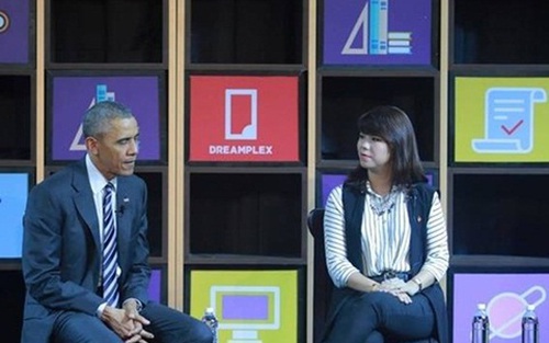 CHÙM ẢNH: Tổng thống Obama giao lưu với doanh nhân trẻ TP HCM