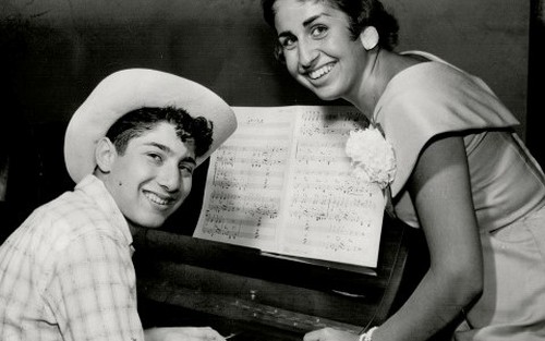 'Diana': Mối tình đơn phương đưa Paul Anka lên đỉnh