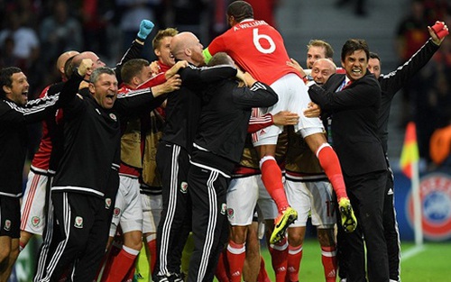 Xứ Wales vào bán kết EURO 2016: Cổ tích bắt đầu từ... bi kịch mang tên Gary Speed