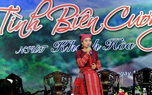 NSƯT Khánh Hòa lại nặng lòng với chiến sĩ biên cương