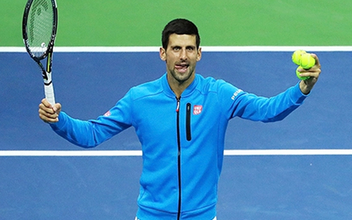 Kẻ thì bỏ cuộc, người bị loại sớm. Djokovic may đến thế là cùng!