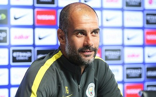 Pep Guardiola TIẾT LỘ người thay thế Sergio Aguero ở derby Manchester