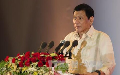 Tổng thống Philippines bắt đầu thăm chính thức Việt Nam