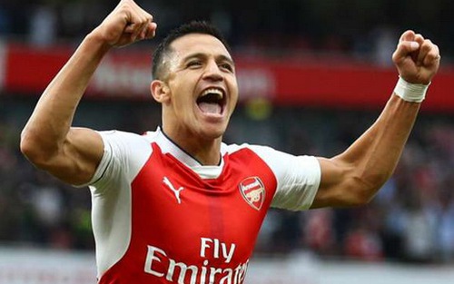 Sanchez đá trung phong quá hay, Giroud hết cơ hội ở Arsenal