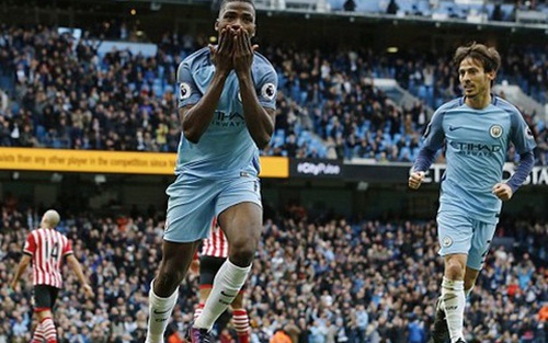 'Big Five' Premier League cách nhau 1 điểm: 43 năm nay mới căng thế này