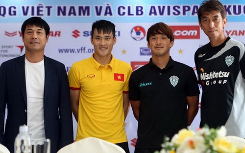 HLV Hữu Thắng mong tuyển Việt Nam thắng Avispa Fukouka để lấy may