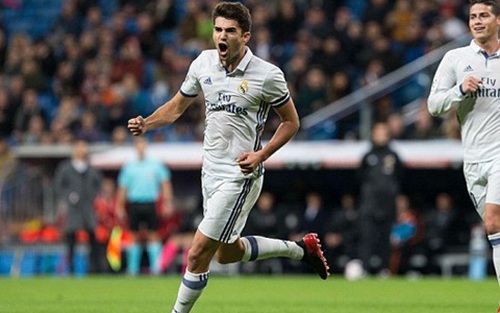 Zidane nói gì khi con trai ghi bàn ở trận ra mắt Real Madrid?