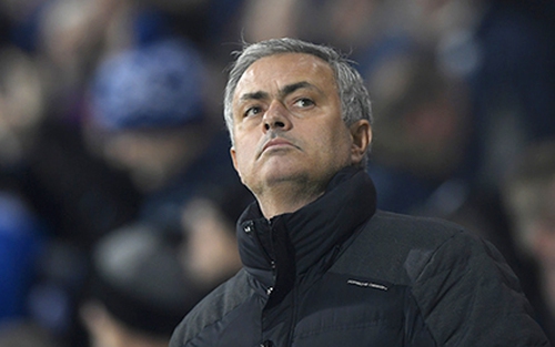 Mourinho bị khuất phục, chịu thỏa hiệp và lo sợ cho chính mình
