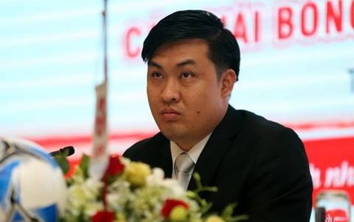 'Đã làm bóng đá thì phải đối diện với sai sót'