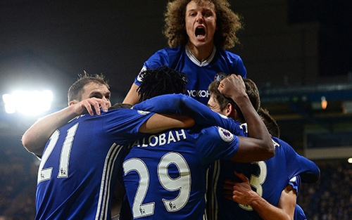 Chelsea 4-2 Stoke: Tiệc tất niên tưng bừng