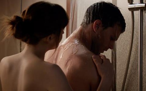 Độ bạo của Dakota Johnson 'lên level' trong trailer '50 sắc thái' mới
