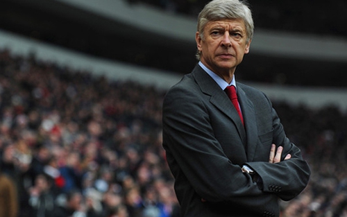 CẬP NHẬT tin tối 11/1: Arsenal bị chê... keo kiệt. Iniesta xin lỗi Ramos. Chelsea sẽ có 'nhà mới'