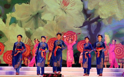 Lễ hội hoa Anh đào - Mai vàng Yên Tử diễn ra giữa tháng 3
