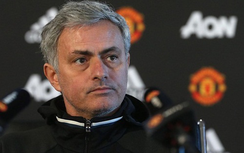 CẬP NHẬT tối 23/2: Roy Keane chỉ trích Mourinho ngạo mạn. Real bí mật đàm phán mua trụ cột Chelsea