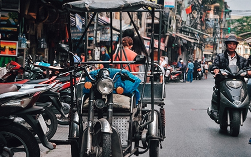 CHÙM ẢNH: Hà Nội trước ngày mở chiến dịch lấy lại vỉa hè