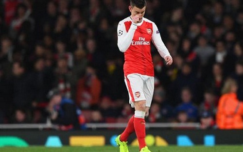 TRANH CÃI: Trọng tài có sai lầm khi phạt thẻ đỏ với Koscielny?
