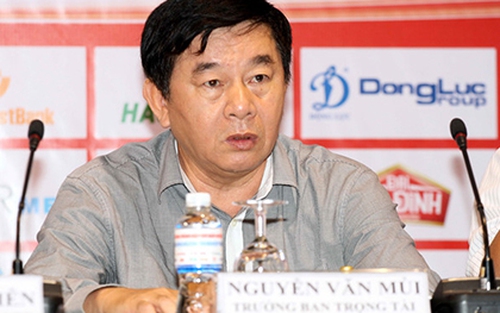 Trưởng ban trọng tài VFF Nguyễn Văn Mùi 'tọa sơn'…