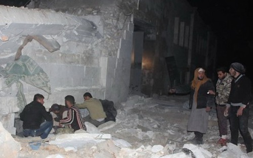 Hình ảnh tang thương nhà thờ ở Aleppo dính bom, hơn 50 người thiệt mạng