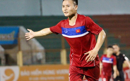 Quang Hải ghi điểm ở U20 Việt Nam, người hùng futsal được vinh danh