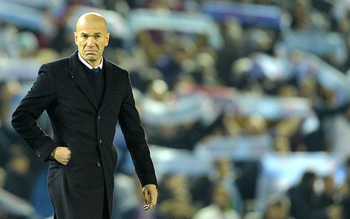 Real Madrid: Đừng trở thành Zidaxit từ tháng 4
