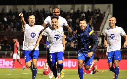 Kết quả bóng đá Nam Định 3-0 Sài Gòn: Nam Định chính thức trụ hạng