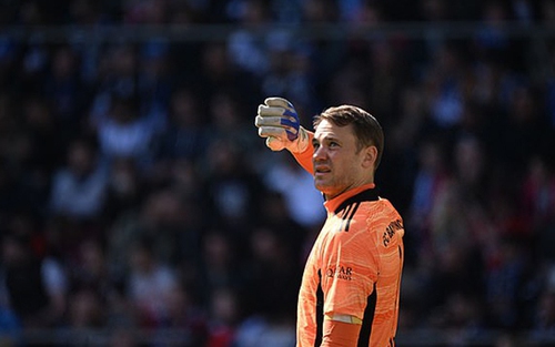 Manuel Neuer bị ung thư da