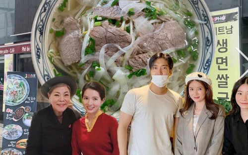 Quán ăn Việt ở Hàn Quốc được nhiều sao nổi tiếng yêu thích, tài tử Choi Siwon còn ghé đến tận 3 lần 
