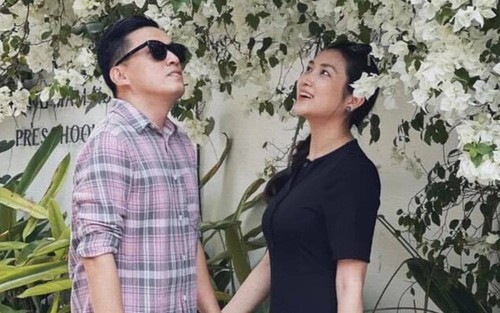 Vợ trẻ tung ảnh tình tứ bên Lam Trường: Khẳng định chủ quyền trước hội chị em