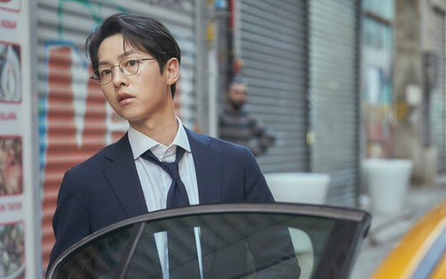 Song Joong Ki “lão hóa ngược”, các người tình màn ảnh của anh ra sao?