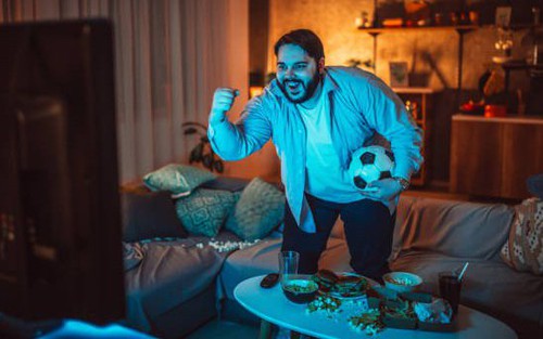Xem World Cup sẽ khiến bạn béo lên: Đây là cách để phòng tránh