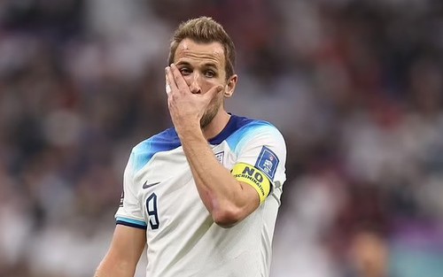 Alan Shearer: 'Harry Kane sẽ bị ám ảnh suốt đời vì pha đá hỏng 11m ấy'
