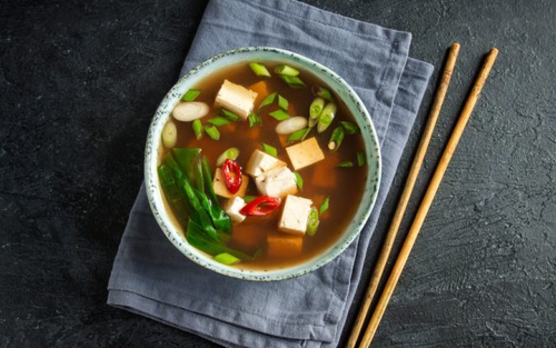 Viện Nghiên cứu Tuổi thọ hướng dẫn chế độ ăn Okinawan giúp kích hoạt gene "trường sinh"
