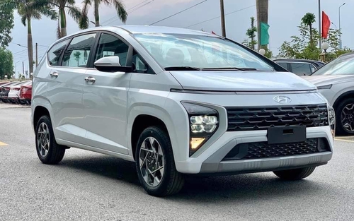 Hyundai Stargazer giảm giá mạnh tại đại lý: Bản tiêu chuẩn từ 550 triệu, rẻ hơn Xpander
