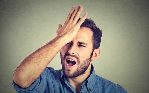 Thường xuyên đăng 3 điều này lên mạng xã hội là dấu hiệu của người EQ thấp