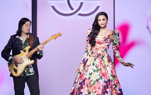 Hoa hậu Ngọc Châu khoe vẻ yêu kiều trên sàn catwalk