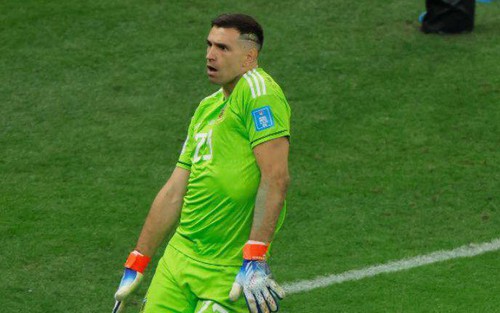 Báo Pháp: ‘Martinez là cầu thủ Argentina bị ghét nhất’