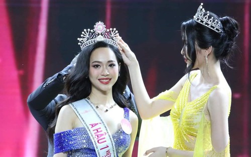 BTC Hoa hậu Việt Nam 2022 xin lỗi vì sự cố trang phục 'xuyên thấu' của Á hậu Phương Anh