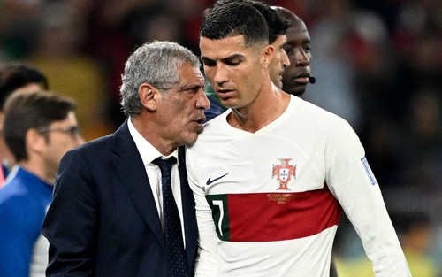 Người hùng EURO của Bồ Đào Nha nói về vấn đề của Ronaldo