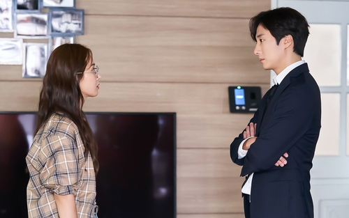 'Good Job' của Yuri SNSD bất ngờ lọt Top chương trình của Netflix