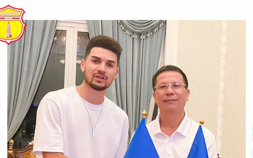 Nam Định công bố ngoại binh ‘bom tấn’ đầu tiên, Văn Toàn xuất ngoại