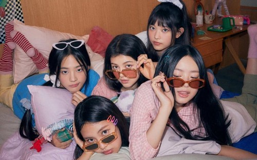 NewJeans vượt mặt BLACKPINK, san bằng kỷ lục với tiền bối SNSD, BTS trên các bảng xếp hạng âm nhạc
