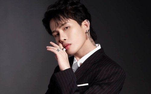 Jack rời công ty chủ quản sau 1 năm bùng nổ ồn ào tình ái, lần này liệu có drama? 