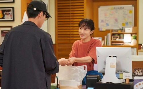 Khán giả nhận xét gì về phim mới của Jeon Do Yeon và Jung Kyung Ho?